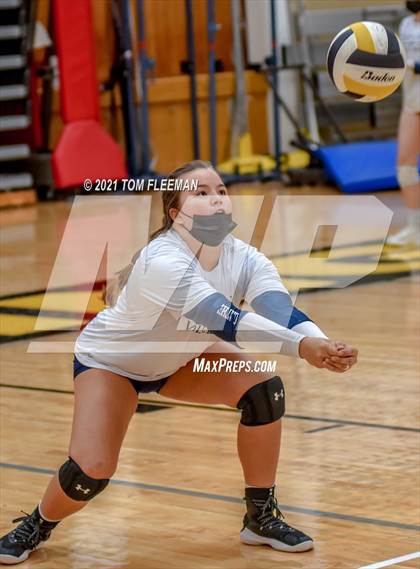 Thumbnail 3 in Olathe East @ Shawnee Mission West photogallery.
