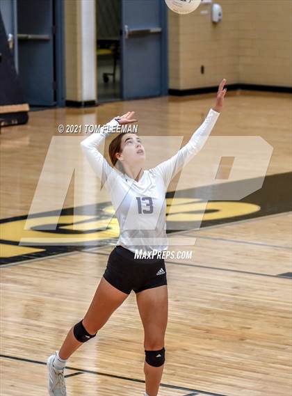 Thumbnail 1 in Olathe East @ Shawnee Mission West photogallery.