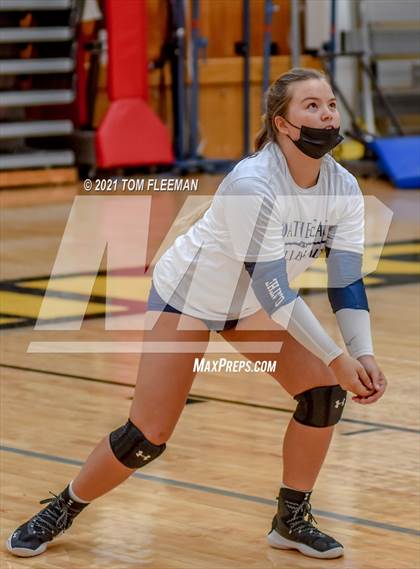 Thumbnail 1 in Olathe East @ Shawnee Mission West photogallery.