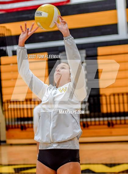 Thumbnail 1 in Olathe East @ Shawnee Mission West photogallery.