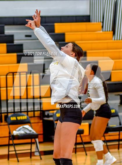 Thumbnail 1 in Olathe East @ Shawnee Mission West photogallery.