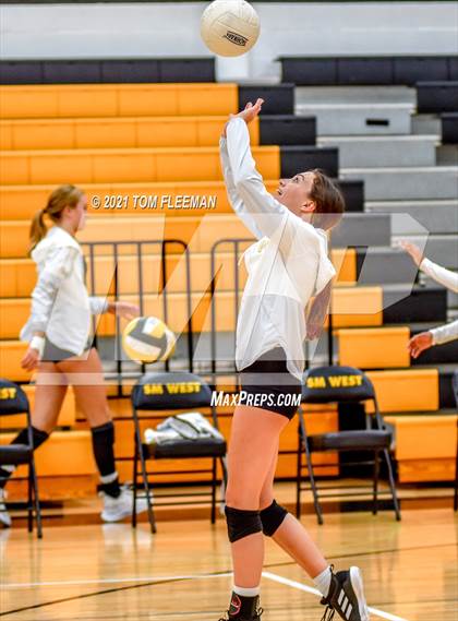 Thumbnail 2 in Olathe East @ Shawnee Mission West photogallery.