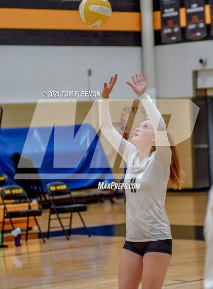 Thumbnail 3 in Olathe East @ Shawnee Mission West photogallery.