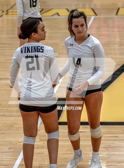 Thumbnail 2 in Olathe East @ Shawnee Mission West photogallery.
