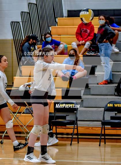 Thumbnail 1 in Olathe East @ Shawnee Mission West photogallery.