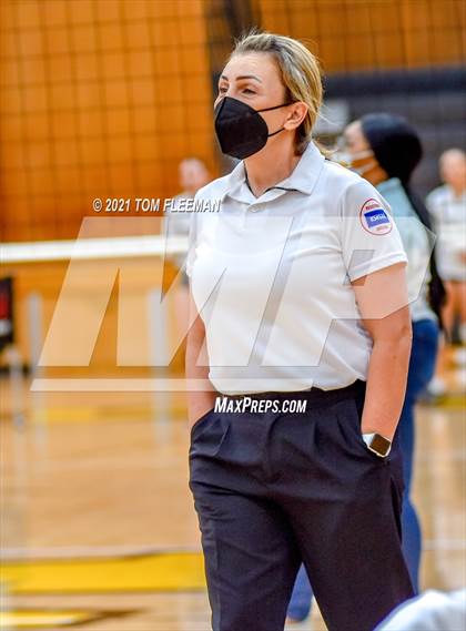Thumbnail 1 in Olathe East @ Shawnee Mission West photogallery.