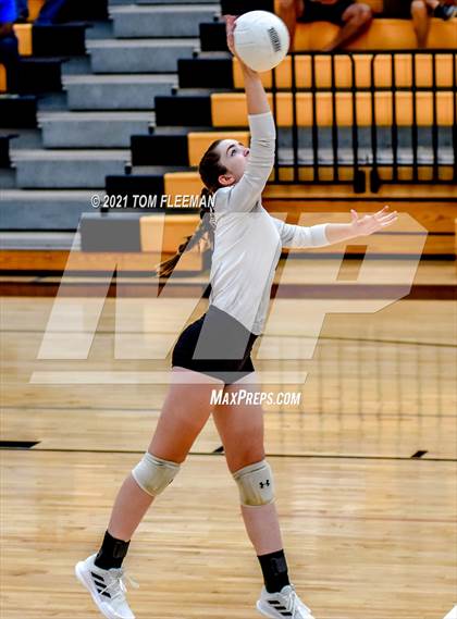 Thumbnail 2 in Olathe East @ Shawnee Mission West photogallery.