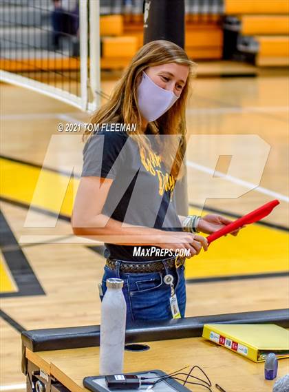 Thumbnail 3 in Olathe East @ Shawnee Mission West photogallery.