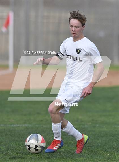 Thumbnail 1 in Foothill @ Brea Olinda photogallery.