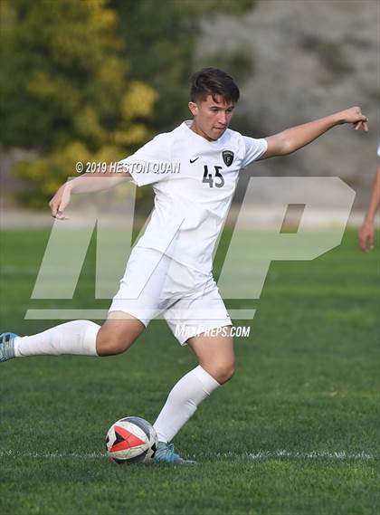 Thumbnail 1 in Foothill @ Brea Olinda photogallery.