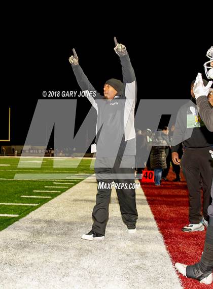 Thumbnail 2 in Placer vs. Capital Christian (CIF SJS D3 Final) photogallery.