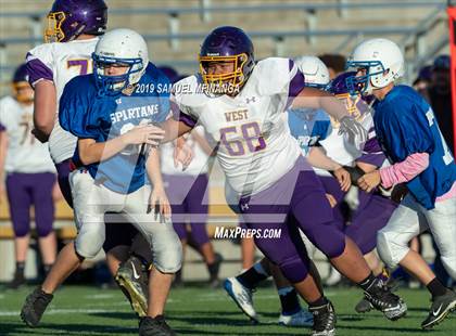 Thumbnail 2 in Lincoln East vs Bellevue West photogallery.
