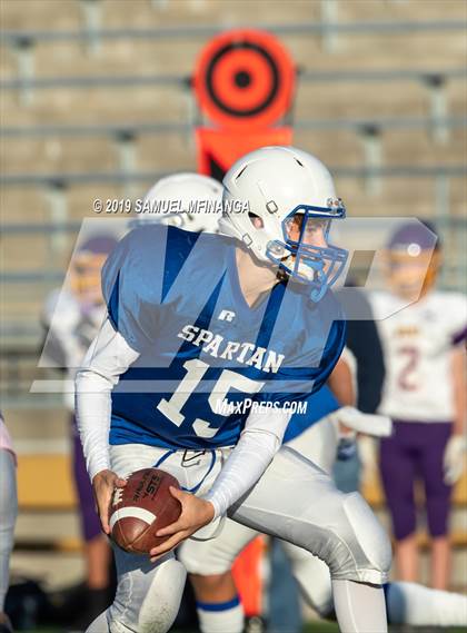 Thumbnail 3 in Lincoln East vs Bellevue West photogallery.