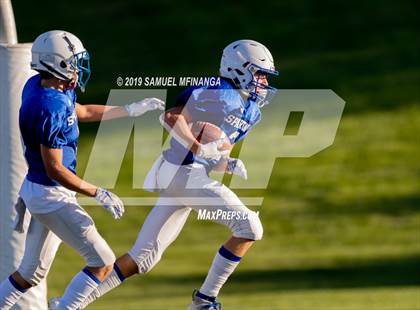 Thumbnail 2 in Lincoln East vs Bellevue West photogallery.
