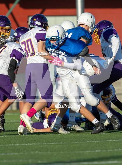 Thumbnail 2 in Lincoln East vs Bellevue West photogallery.