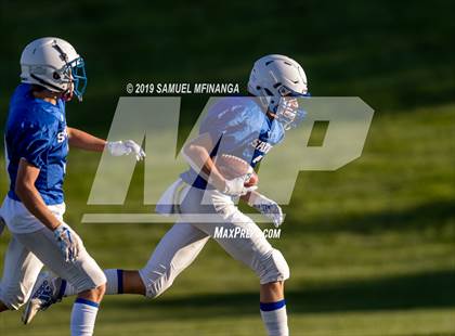 Thumbnail 3 in Lincoln East vs Bellevue West photogallery.
