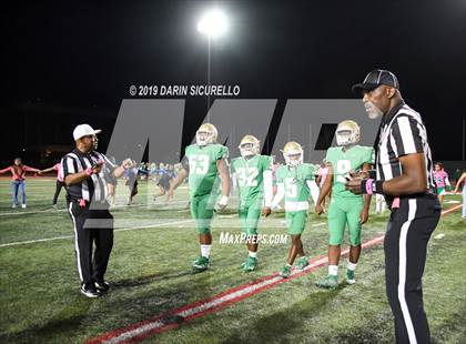 Thumbnail 3 in Long Beach Poly vs. Jordan photogallery.