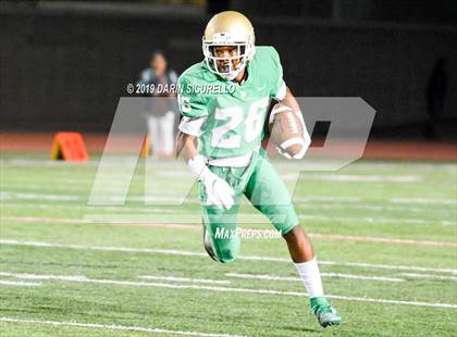 Thumbnail 3 in Long Beach Poly vs. Jordan photogallery.