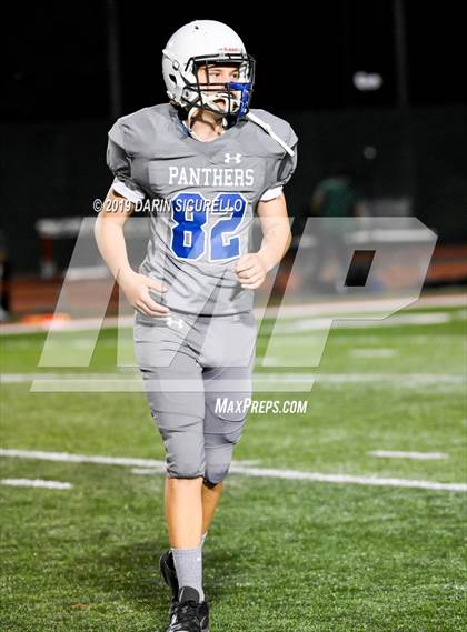 Thumbnail 2 in Long Beach Poly vs. Jordan photogallery.