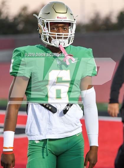 Thumbnail 3 in Long Beach Poly vs. Jordan photogallery.