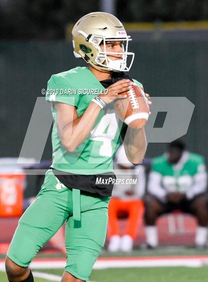 Thumbnail 2 in Long Beach Poly vs. Jordan photogallery.