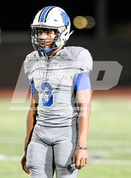 Thumbnail 1 in Long Beach Poly vs. Jordan photogallery.