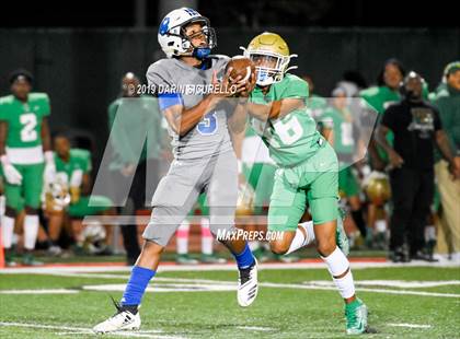 Thumbnail 3 in Long Beach Poly vs. Jordan photogallery.