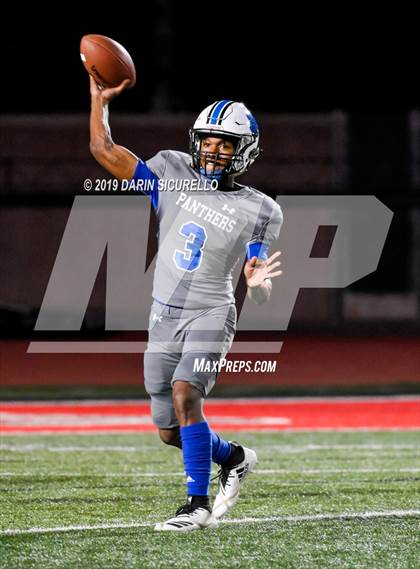 Thumbnail 1 in Long Beach Poly vs. Jordan photogallery.