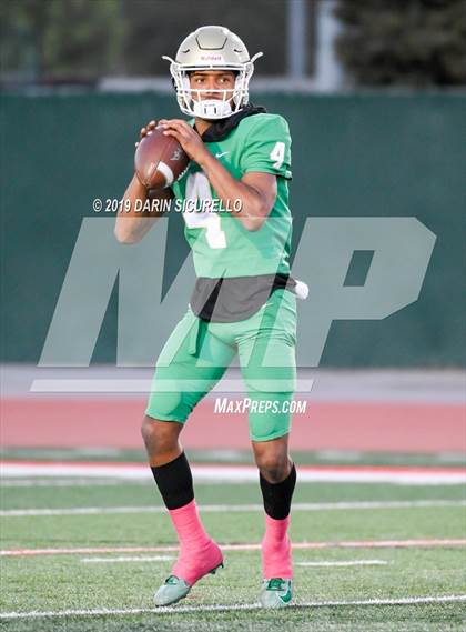 Thumbnail 1 in Long Beach Poly vs. Jordan photogallery.