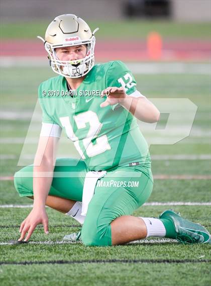Thumbnail 3 in Long Beach Poly vs. Jordan photogallery.