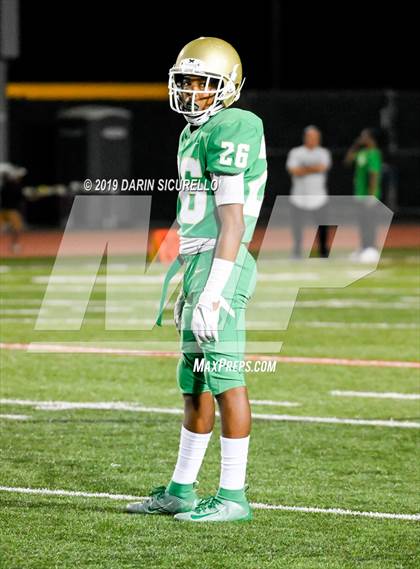Thumbnail 3 in Long Beach Poly vs. Jordan photogallery.