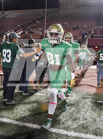 Thumbnail 2 in Long Beach Poly vs. Jordan photogallery.