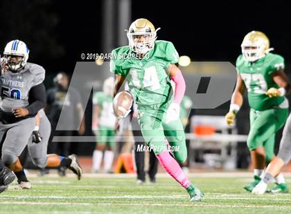 Thumbnail 3 in Long Beach Poly vs. Jordan photogallery.