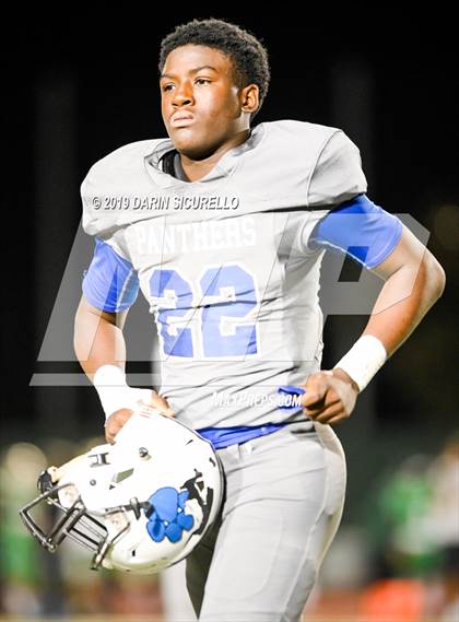 Thumbnail 2 in Long Beach Poly vs. Jordan photogallery.