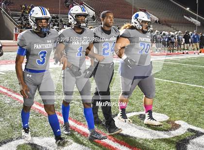 Thumbnail 2 in Long Beach Poly vs. Jordan photogallery.