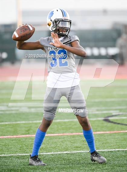 Thumbnail 1 in Long Beach Poly vs. Jordan photogallery.
