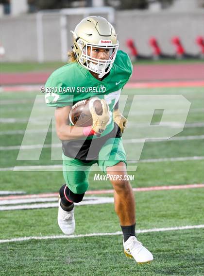 Thumbnail 1 in Long Beach Poly vs. Jordan photogallery.