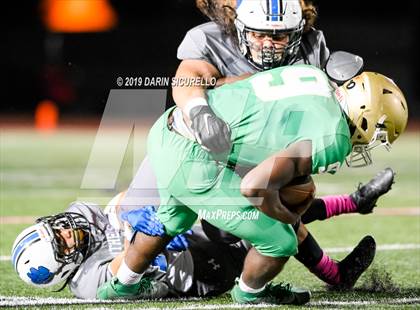 Thumbnail 3 in Long Beach Poly vs. Jordan photogallery.
