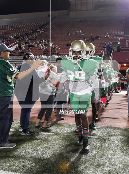 Thumbnail 3 in Long Beach Poly vs. Jordan photogallery.