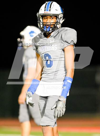 Thumbnail 3 in Long Beach Poly vs. Jordan photogallery.