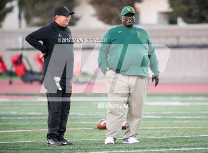 Thumbnail 2 in Long Beach Poly vs. Jordan photogallery.