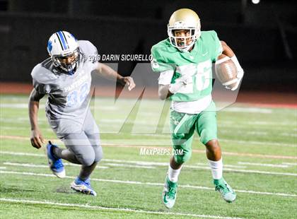 Thumbnail 1 in Long Beach Poly vs. Jordan photogallery.