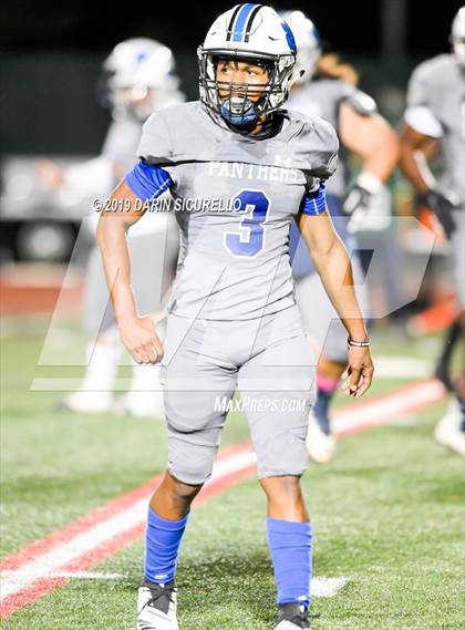 Thumbnail 3 in Long Beach Poly vs. Jordan photogallery.