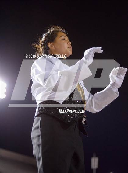 Thumbnail 3 in Long Beach Poly vs. Jordan photogallery.