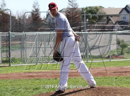 Thumbnail 3 in Newark Memorial vs Liberty photogallery.