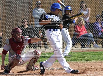 Thumbnail 2 in Newark Memorial vs Liberty photogallery.