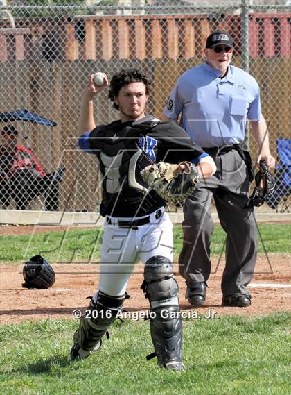 Thumbnail 2 in Newark Memorial vs Liberty photogallery.