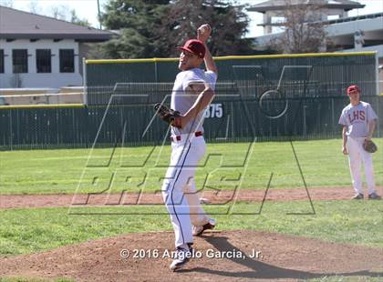 Thumbnail 1 in Newark Memorial vs Liberty photogallery.