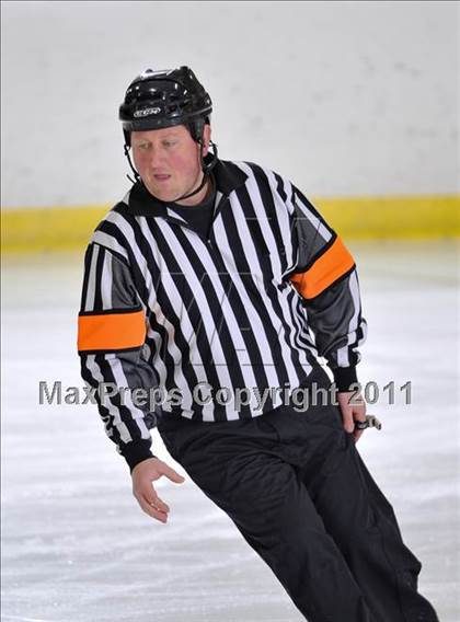 Thumbnail 3 in North Farmington/Harrison vs Farmington (OAA Red Division Consolation Finals) photogallery.