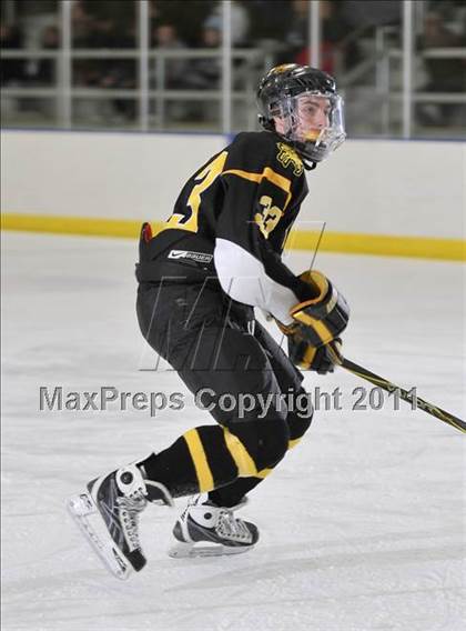 Thumbnail 2 in North Farmington/Harrison vs Farmington (OAA Red Division Consolation Finals) photogallery.